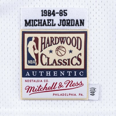 ✓ New Mitchell & Ness Michael Jordan 1984-85 Bulls Authentic