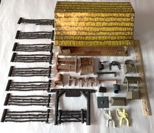 Vintage original 1950s Marx tin litho plastic toy early Western Ranch playset