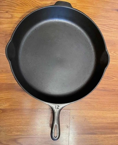 LEVEL CLEAN UNMARKED WAGNER 12 CAST IRON 14" SKILLET CAMPING COOKWARE READY2USE
