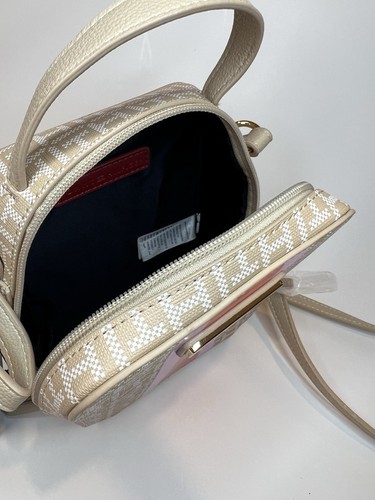 NWT Tommy Hilfiger Crossbody Shoulder Bag Color Beige With Adjustable Strap - Picture 12 of 12