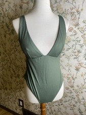 H M HIGH LEG RIBBED SWIMSUIT Size Medium Green NWT