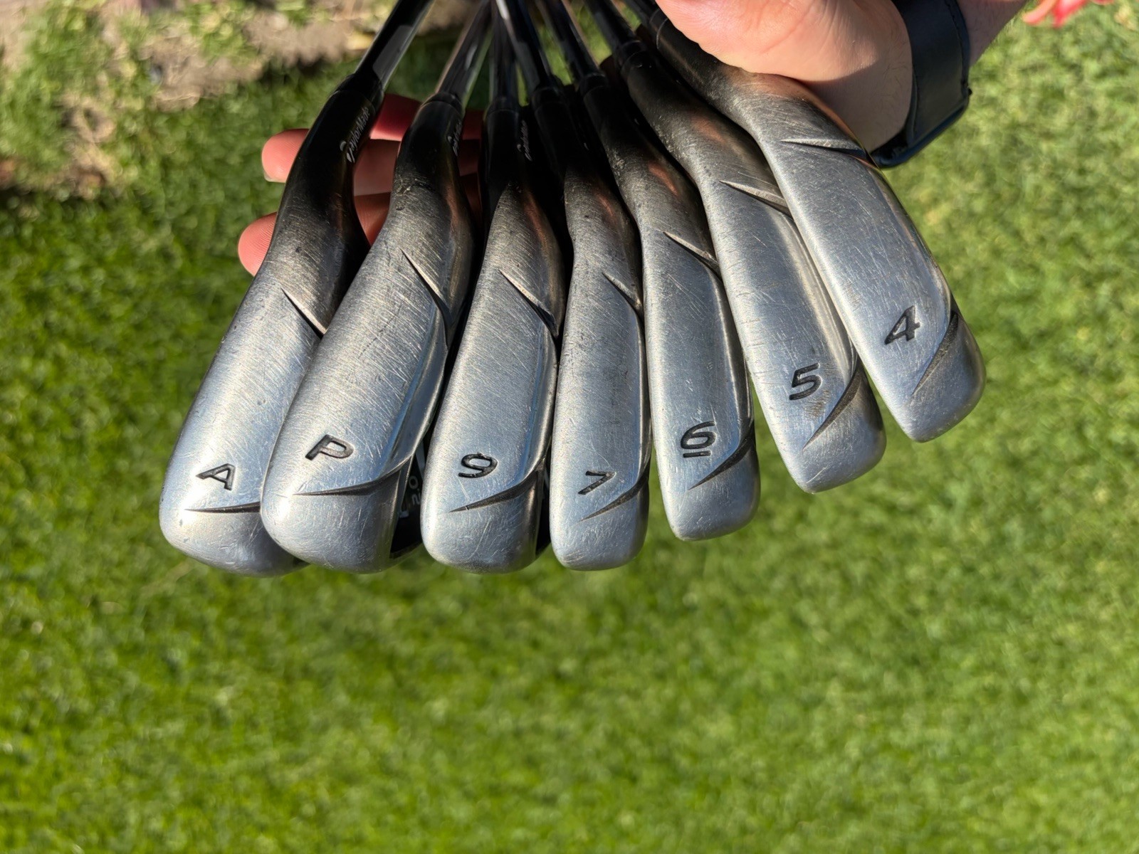 TaylorMade Burner 2.0 Iron Set 4,5,6,7,9,+PW+AW SuperFast 65g Regular Graphite