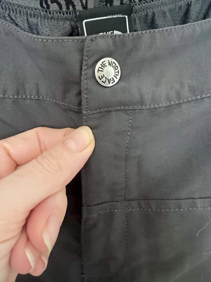 Pantalones Cortos de Ciclismo The North Face Para Mujer Dusties Forrados Acolchados Negros 8" Talla L Foto 2 de 4