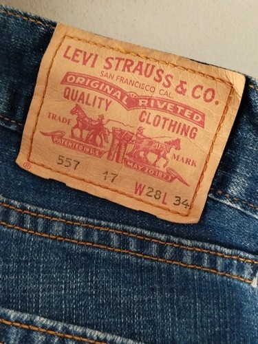 Levi's 557 Eve - Jean Femme Taille 38 - Bleu Classique - Coupe Droite - Occasion Très Bon État