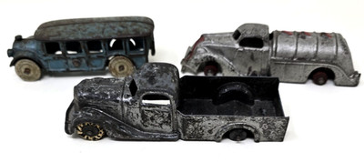 Lot of Antique & Vintage Toy Trucks AC Williams? Hubley Toosie Cast Iron As Is