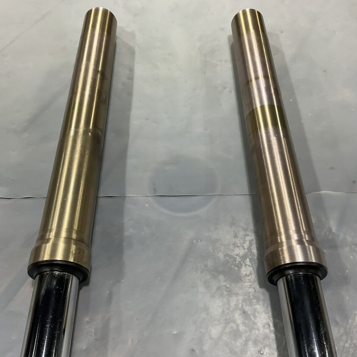 93-95 Kawasaki Ninja ZX7 ZXR 750 FRONT FORKS OEM KYB 93-95 Kawasaki Ninja ZX7 ZXR 750 FRONT FORKS OEM KYB