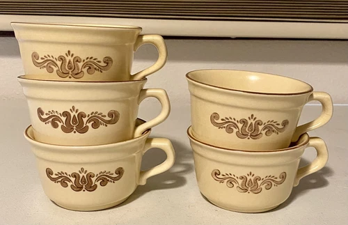 Vintage Pfaltzgraff Village 8oz Coffee Tea Mugs Set Of 5