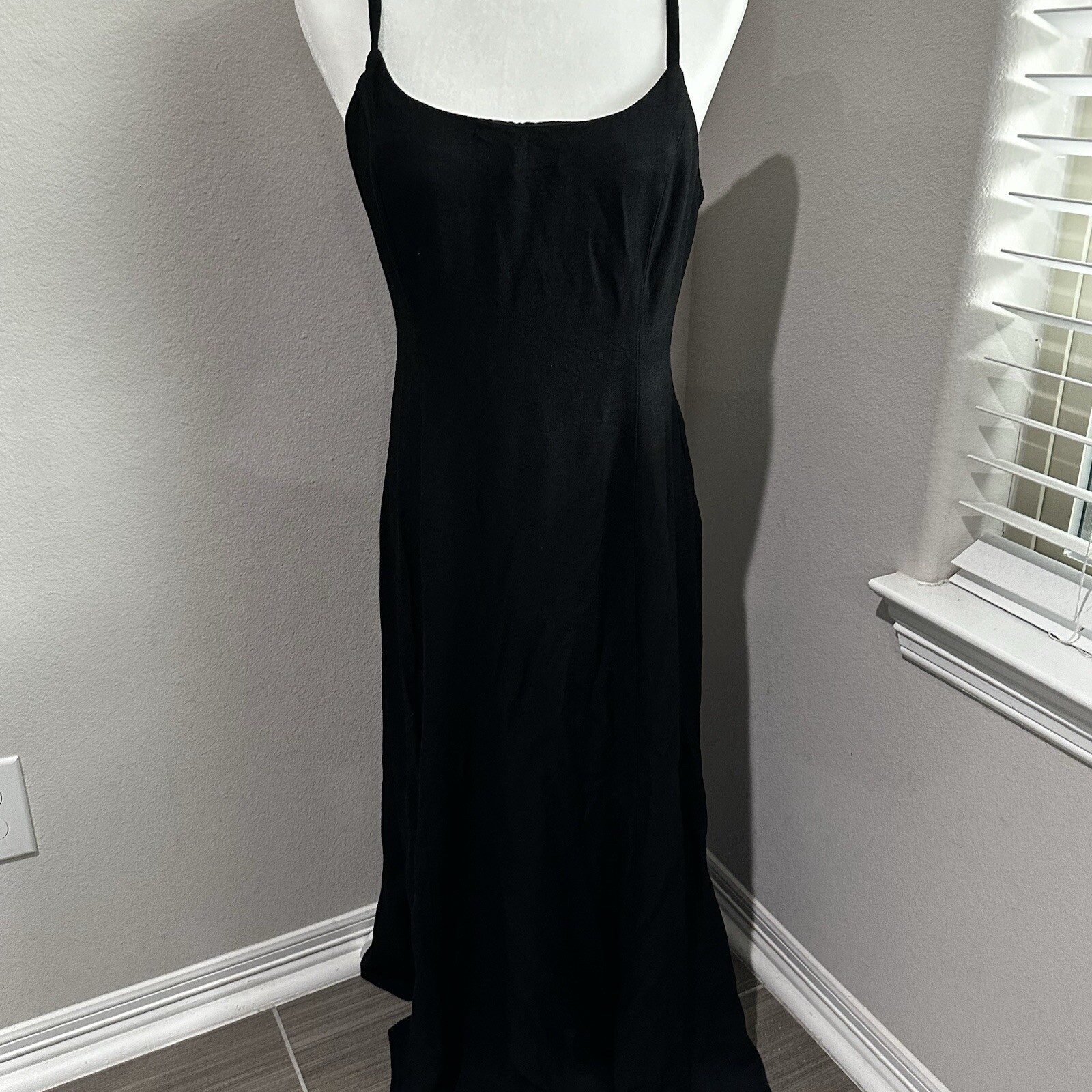 Picture 1 of 6