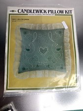 Vintage 1983 MH Willow Green CW11 Candlewick Pillow Kit NOS 14x14