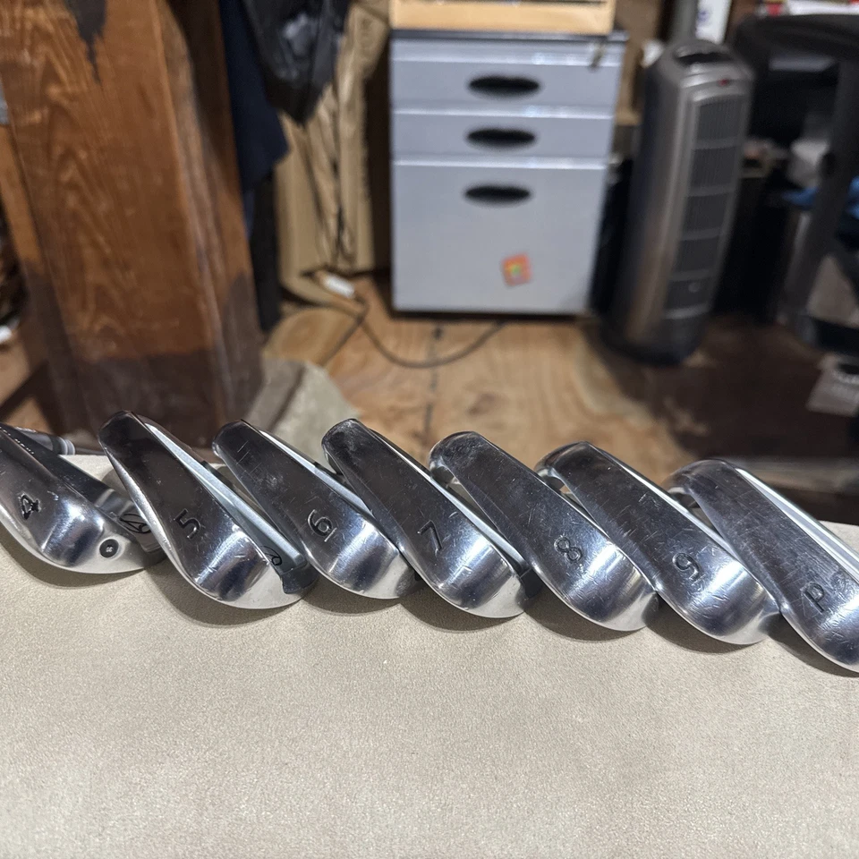 Takomo 201 Irons 5-PW, Takomo + 101T 4 iron, True Temper Dynamic Gold 120 Stiff - Image 2 of 4
