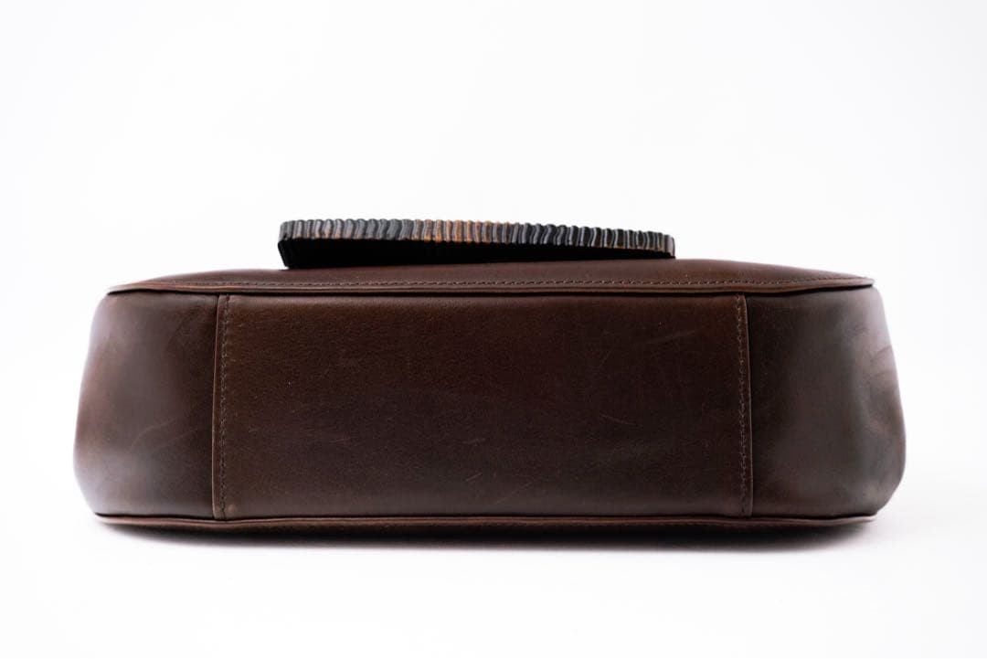 GUCCI Tom Ford Era Shoulder Bag Flaplock Leather Wood Brown Black Hardware Japan thumbnail 10