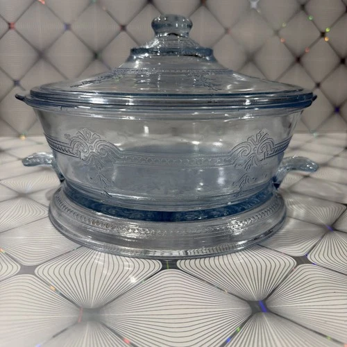 VINTAGE SAPPHIRE FIRE-KING GLASS CASSEROLE DISH, LID, TRIVET BASE HOT PLATE SET