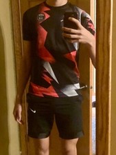 Jordan Vintage Rare PSG National Soccer Jersey Silky Red Black Shirt