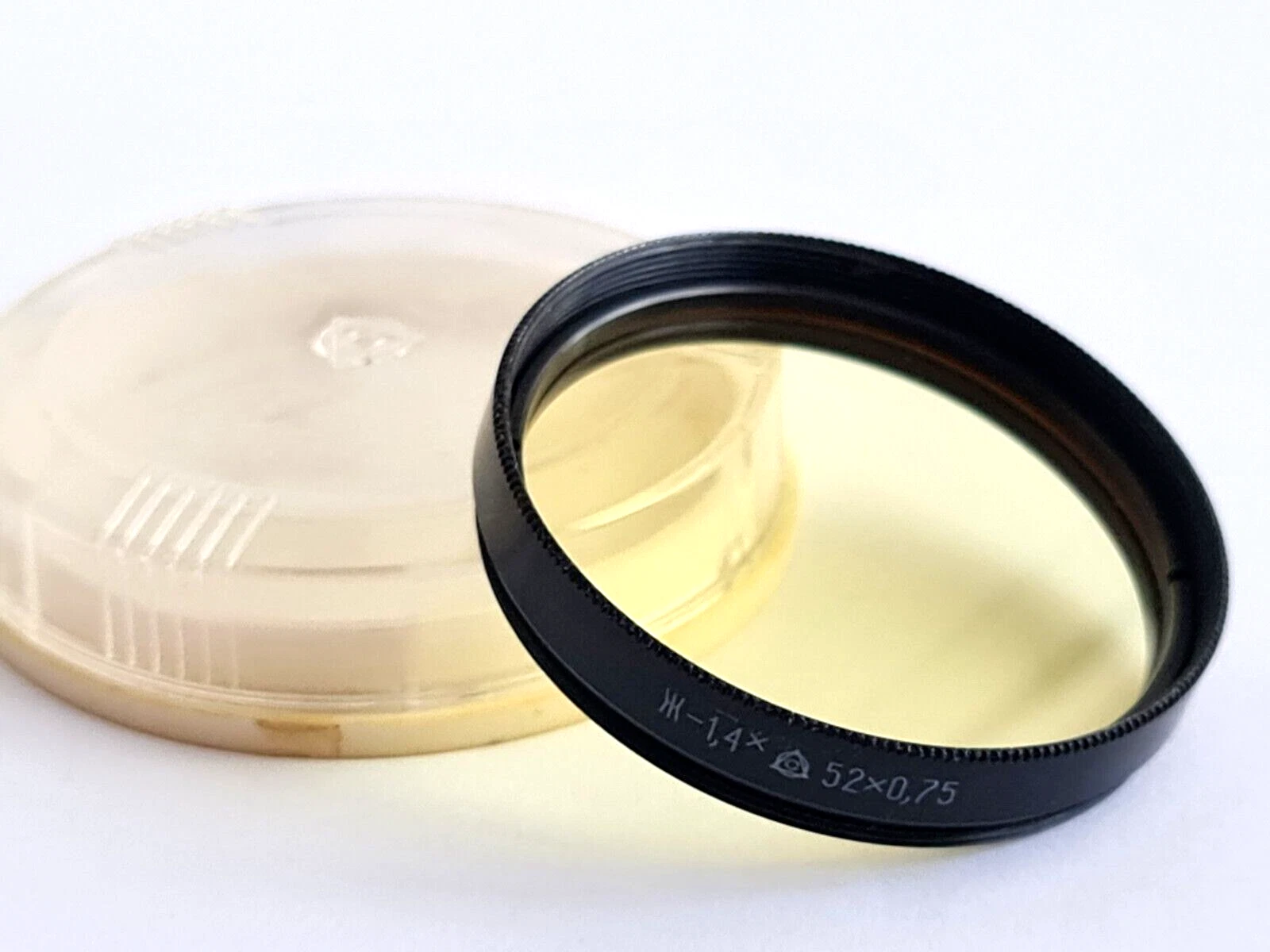 Light filter 52 mm, Yellow-1.4x, for Helios-44M, Zenitar-M, Jupiter etc.