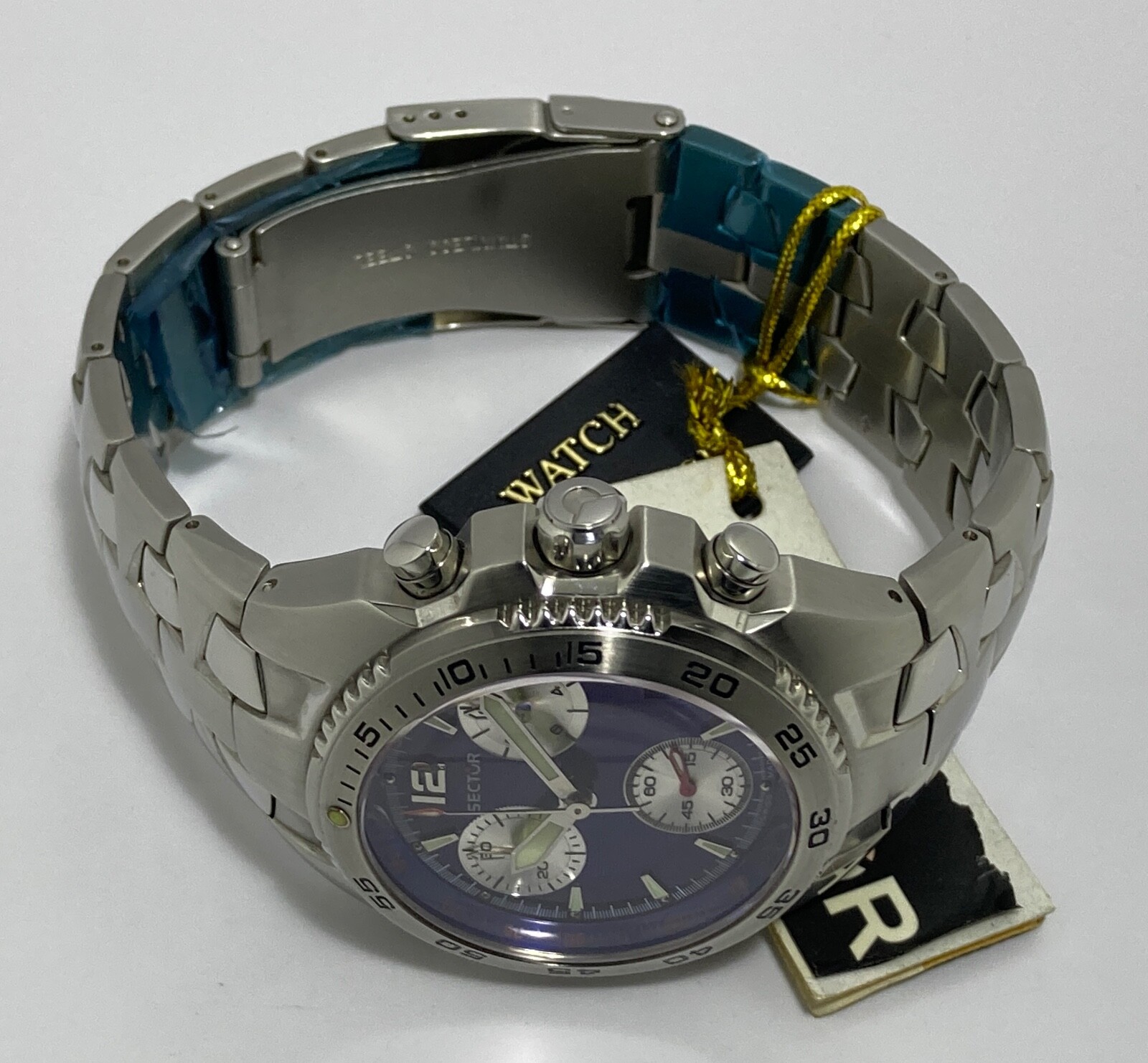 Foto 19 di 24