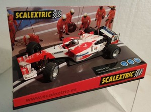 scalextric toyota
