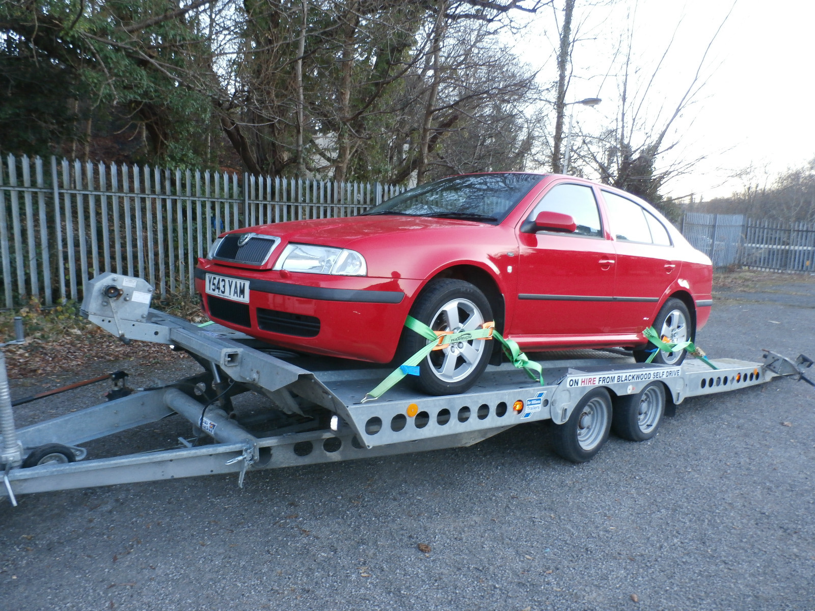 CAR TRANSPORTER TRAILER HIRE RENTAL TRANSPORT IN WALES TILT BED WITH