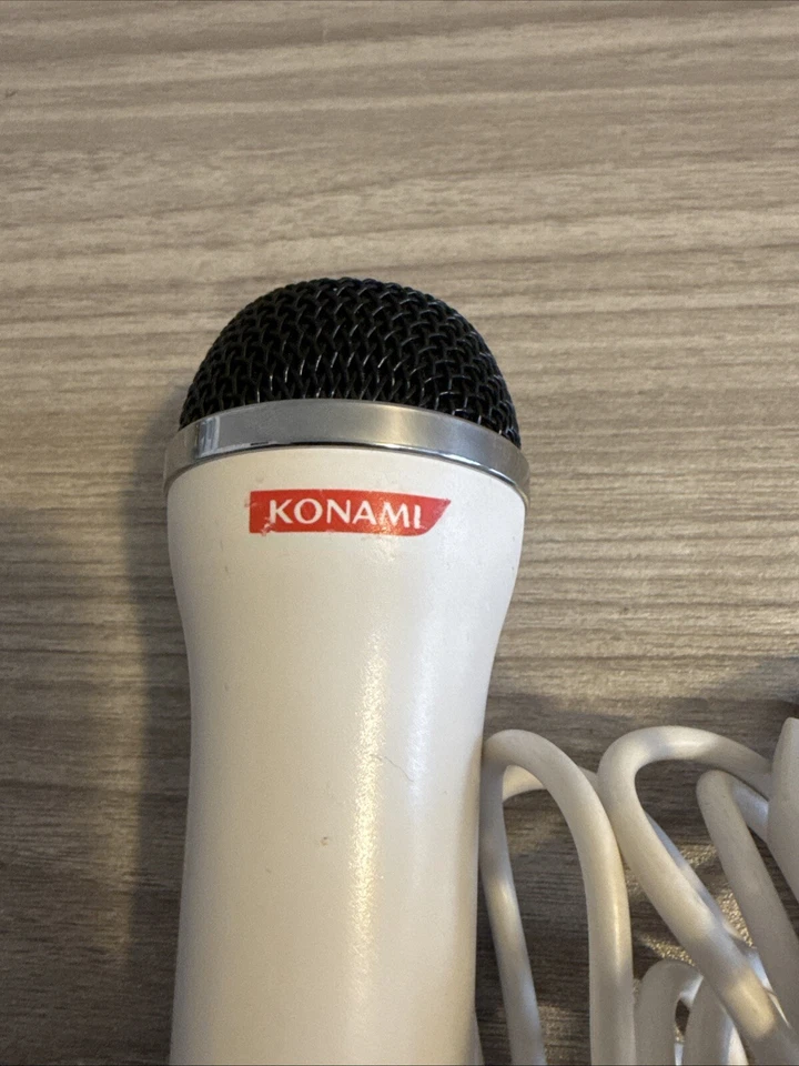 Konami Logitech Micrófono con Cable Modelo Nº E-UR20 para Wii, Xbox 360, PS3 y PS2 Foto 2 de 4