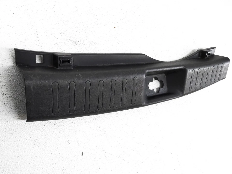 Nissan Juke 2011-2017 borde de alféizar de desgaste para cuarto de carga - 84992-1 Ka0a Foto 4 de 4