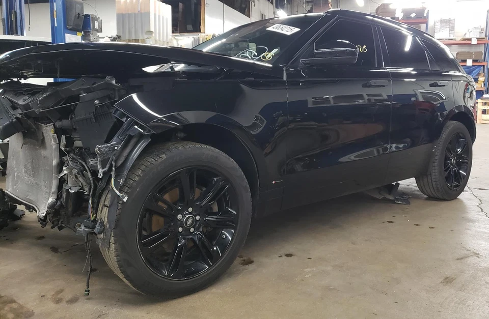 Tapetes de assoalho e tapete de carga de borracha OEM 2019 VELAR; preto - Imagem 4 de 4