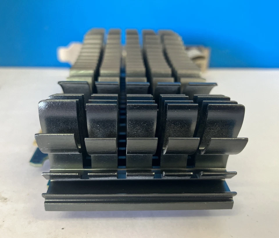 ASUS NVIDIA GEFORCE 210 EN210 SILENT/DI/512MD3/V2(LP) 512MB DDR3 Video Card ~ - Image 4 of 4