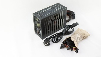 Be Quiet! Dark Power Pro P8 750 Watt 80 Plus Silver Kabelmanagement unvollständi
