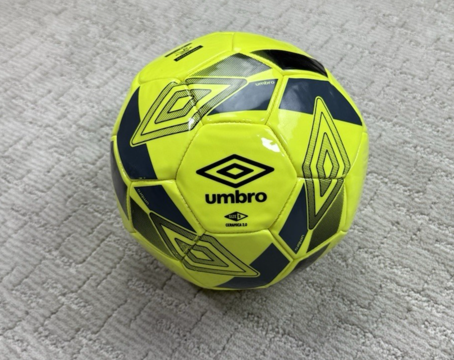 Umbro Size 5 Soccer Ball Neon Yellow Ceramica 2.0 Grass Ball | eBay