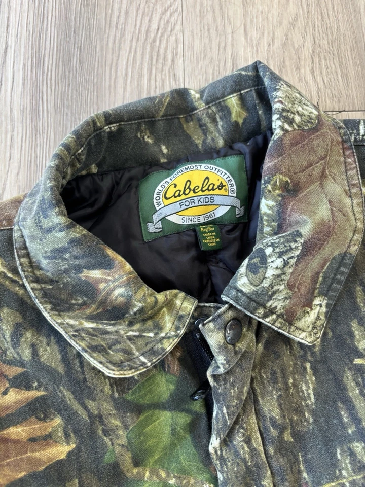 Cabelas Boys Winter Coveralls Size XLarge Seclusion Camo - Image 2 of 4