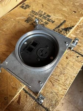 Legrand Wiremold 885CTB-SSU