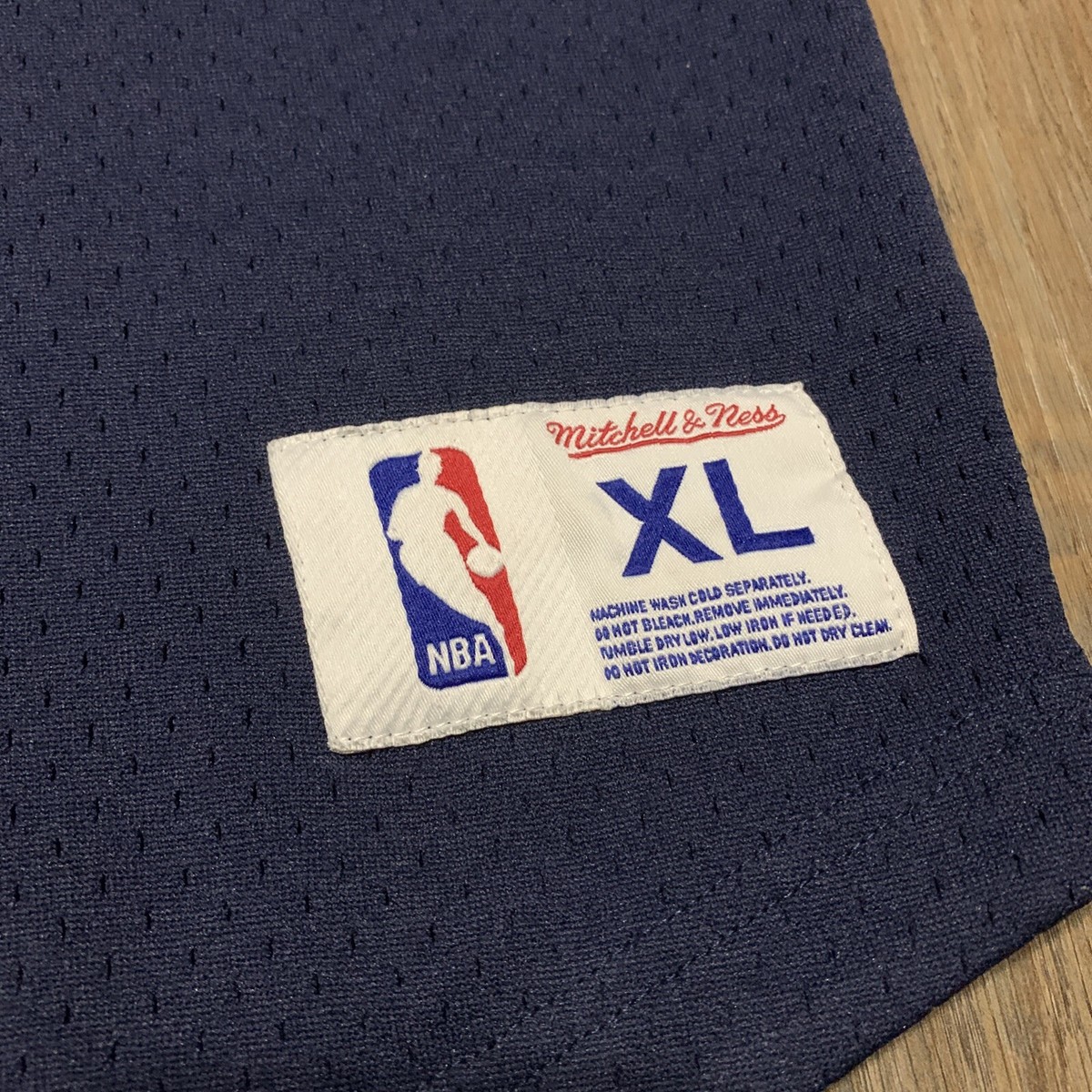 Cleveland Cavaliers Mesh Jersey NBA Mitchell & Ness Shirt