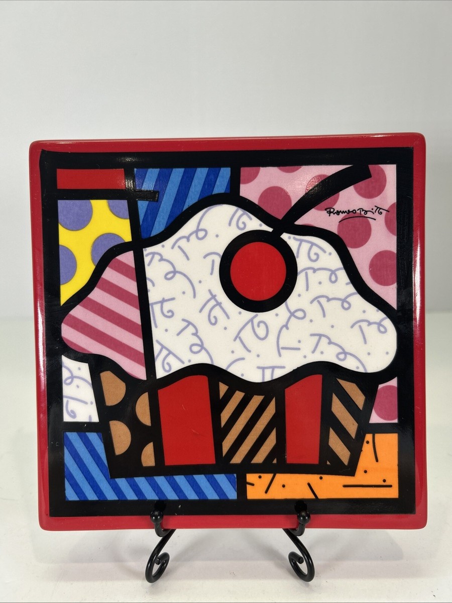 Giftcraft #14072 Romero Britto 2008 Cupcake Ceramic Tile Wall
