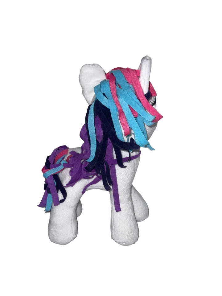 Brinquedo Funrise Hasbro White My Little Pony Friendship is Magic Rarity 11 polegadas pelúcia - Imagem 3 de 4