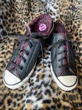 New CONVERSE Chuck Taylor All Star Dainty Tie Slip-On Mule, wms 5.5 - black