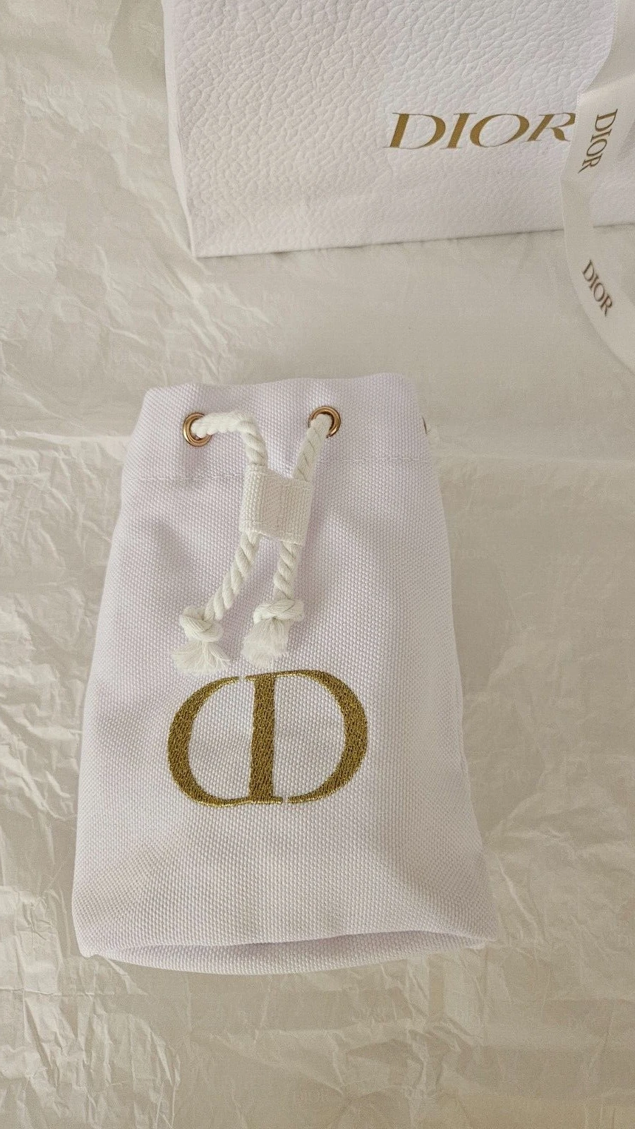 Christian DIOR trousse pochette Authentique blanc et doré avec broderie CD