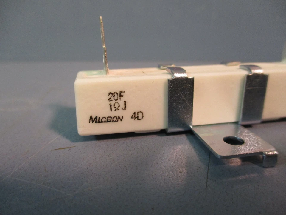 Micron Resistor 20F 1ΩJ 4D NEW LOT OF 11 - Image 2 of 4