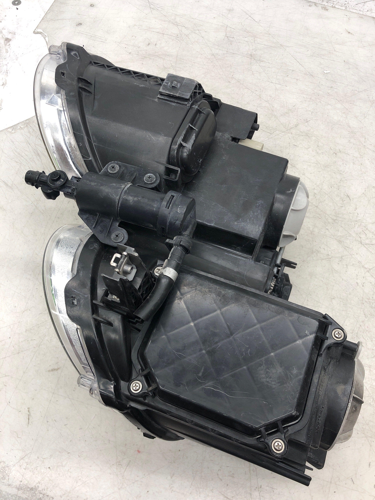 2006-2012 BENTLEY CONTINENTAL FRONT RIGHT HID XENON HEADLIGHT LAMP 3W1941016T