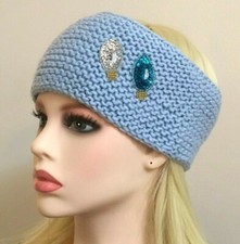 BLUE HEADBAND EAR WARMER NEW HAND KNITTED CHRISTMAS LIGHT SEQUIN APPLIQUE