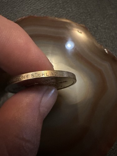Tiffany And Co $100 Gift Card Coin. Sterling Silver And In Very Good Condition! - Picture 4 of 4