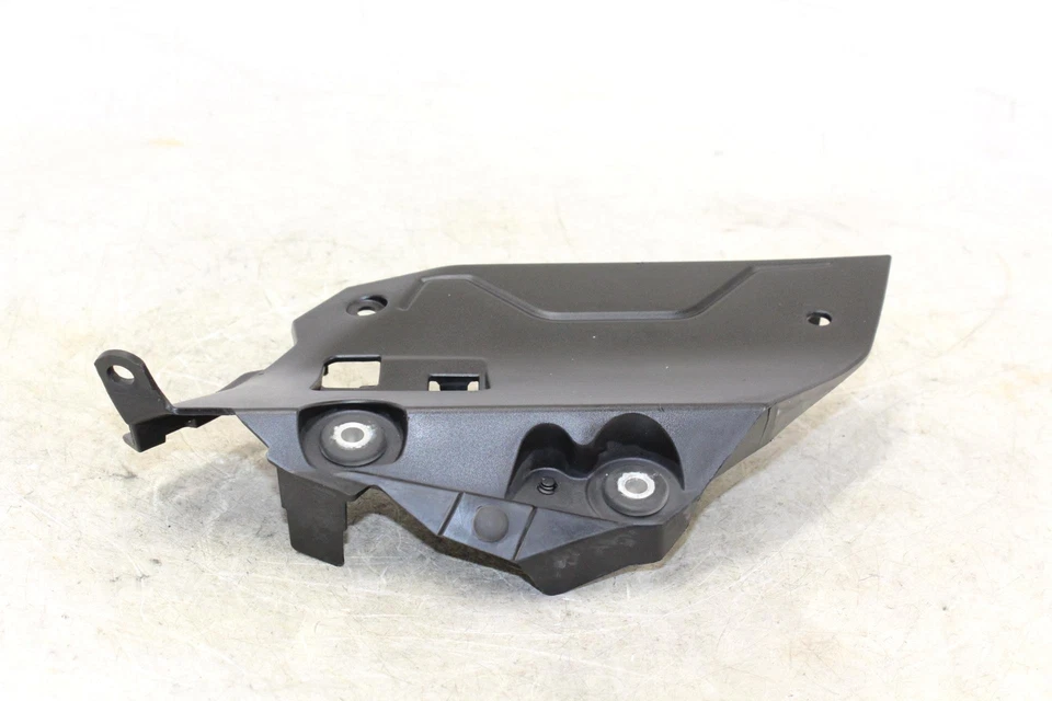 Yamaha Fz09 2015 panel de cubierta lateral izquierdo 1RC-2172E-00-00 Foto 3 de 4
