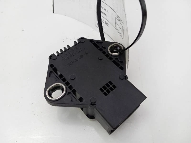 Chevrolet Corvette 2009-2013 guiñada estabilidad velocidad módulo de control ECM Foto 4 de 4