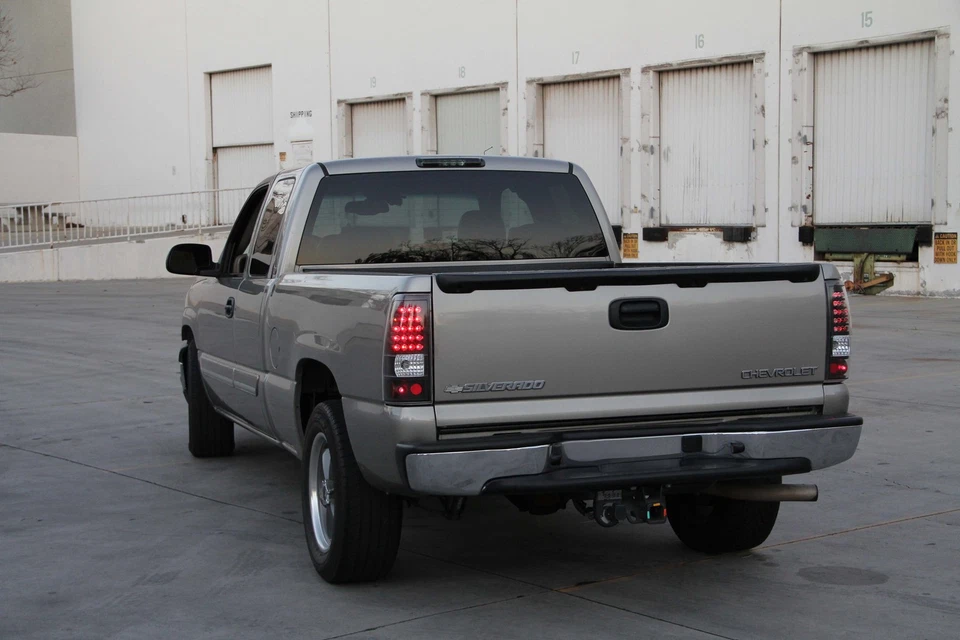 For Chevy Silverado 1500 03-07 Driver & Passenger Side Black LED Tail Lights — 第 4/4 张图片