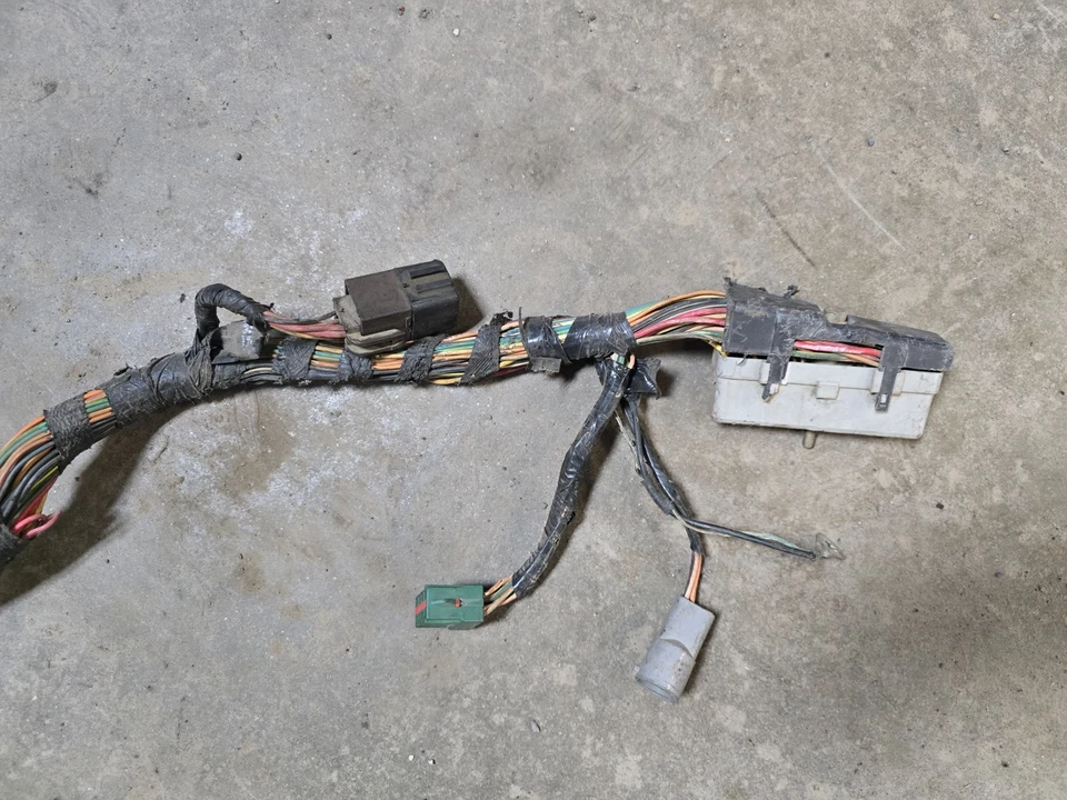 Arnés de cableado de computadora del motor Ford Mustang GT LX 1993 5,0 V8 OEM LEER Foto 2 de 4