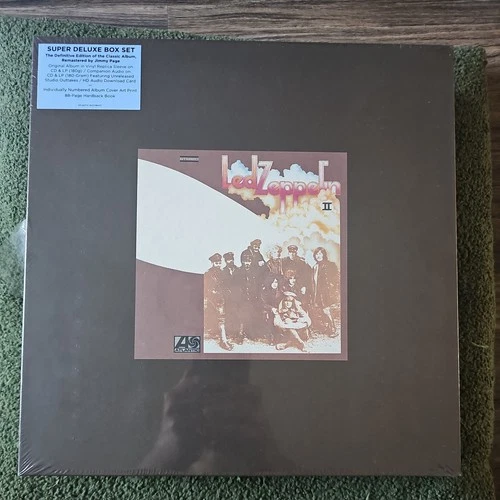 LED ZEPPELIN II  Super Deluxe Box Set   2LP 2CD Limited Artwork Book Sealed OOP