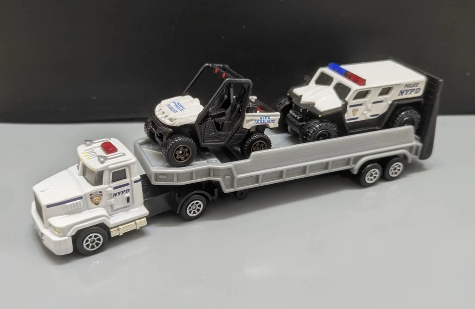 Matchbox Hot Wheels, Police NYPD Tractor Trailer, Ghe-O  Yamaha 1/64 Custom - Image 4 of 4
