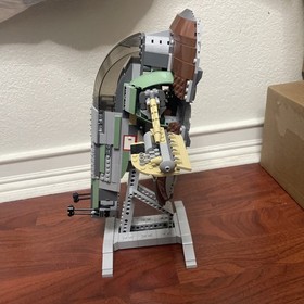LEGO Star Wars: Slave I 6209- Only Boba Fett & Han Carbonite W/ display stand 