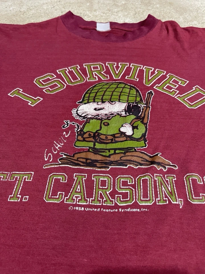 Vintage 80s Snoopy I Survived Ft. Carson T-Shirt Burgundy Large Thin Army Tee US - Image 2 of 4