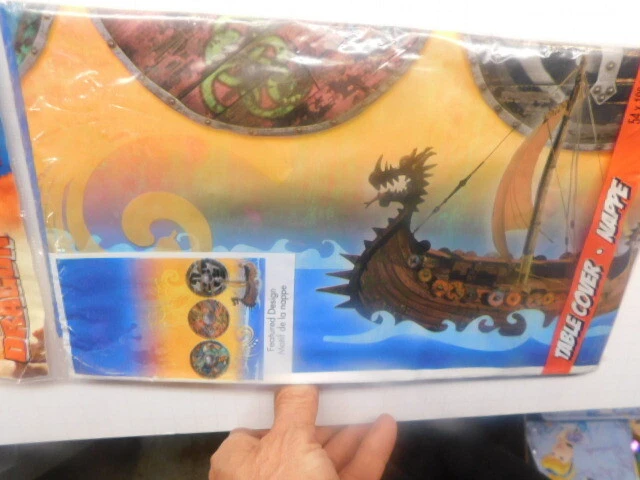 CÓMO ENTRENAR A TU DRAGÓN 1 FUNDA DE MESA DE PLÁSTICO 54"X 102" SUMINISTROS DE FIESTA Foto 3 de 4