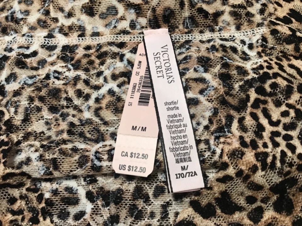 Nuevo con etiquetas Pantalón Corto Victoria's Secret Encaje Guiño Niño Panty Estampado Leopardo Talla M Foto 3 de 4