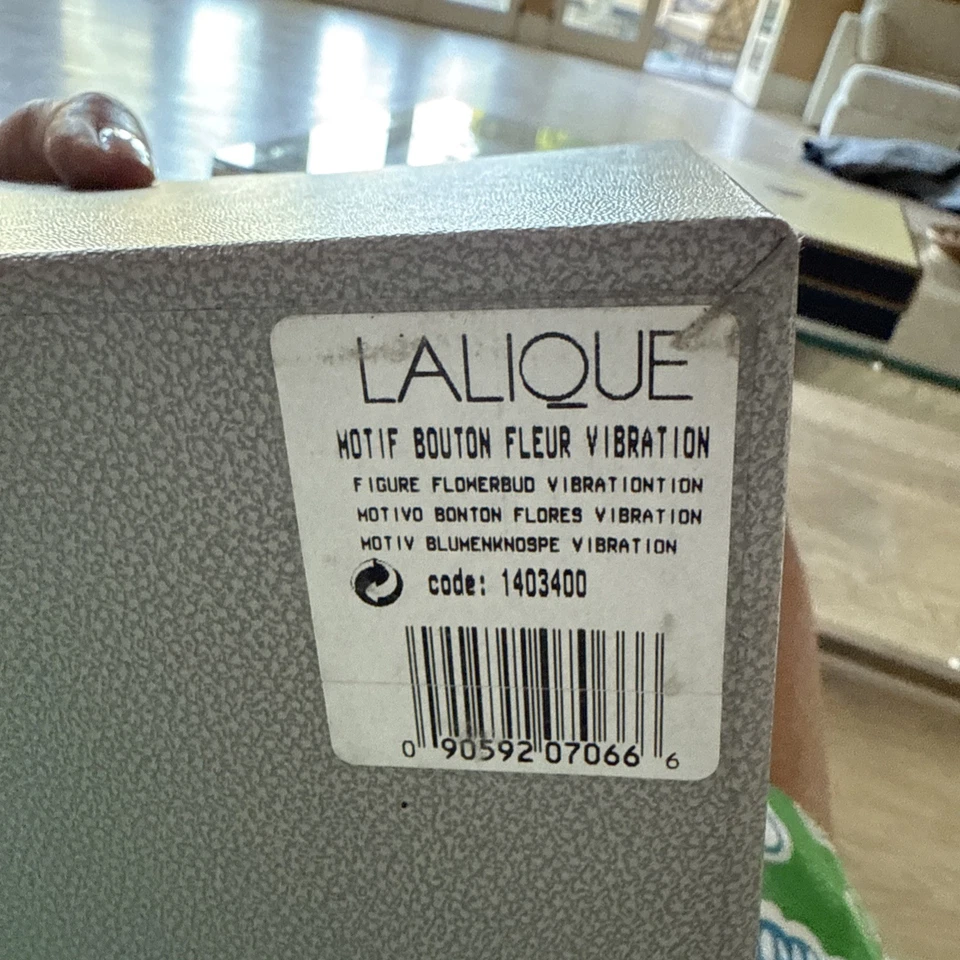 NUEVO EN CAJA - ¡LALIQUE! Figura de lujo Motif Bouton Fleur Vibration Collection Foto 3 de 3