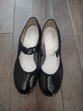Theatricals Girls Tap Shoes Sz 4 Black Mary Jane Style Black Patten leather